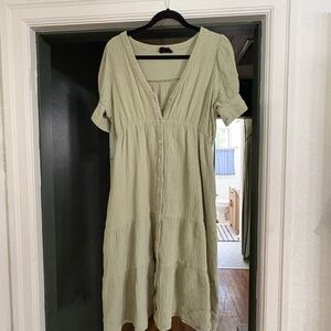 Casual Green Button-Down Dress
